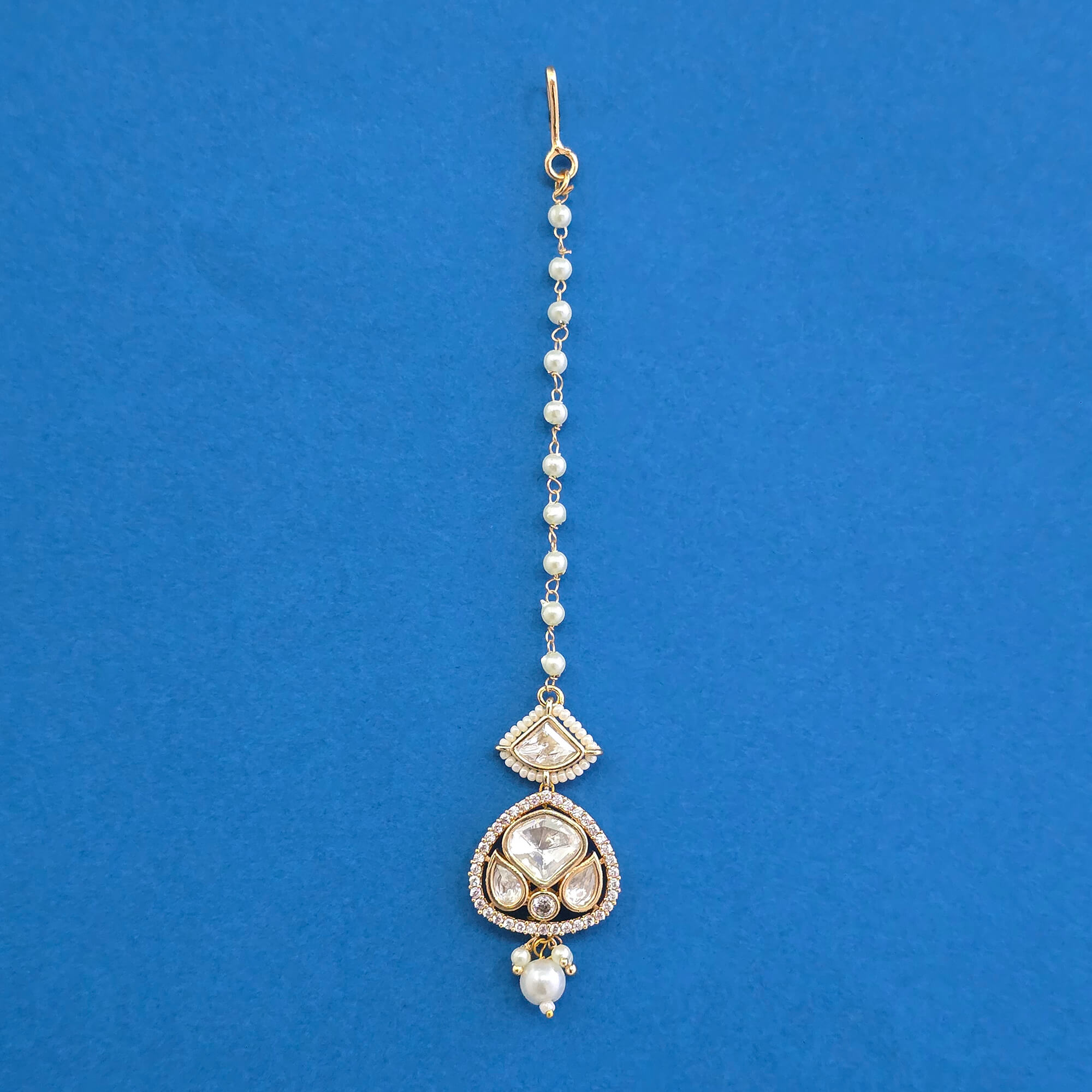 Kundan Moti Tikka With Carat Plating